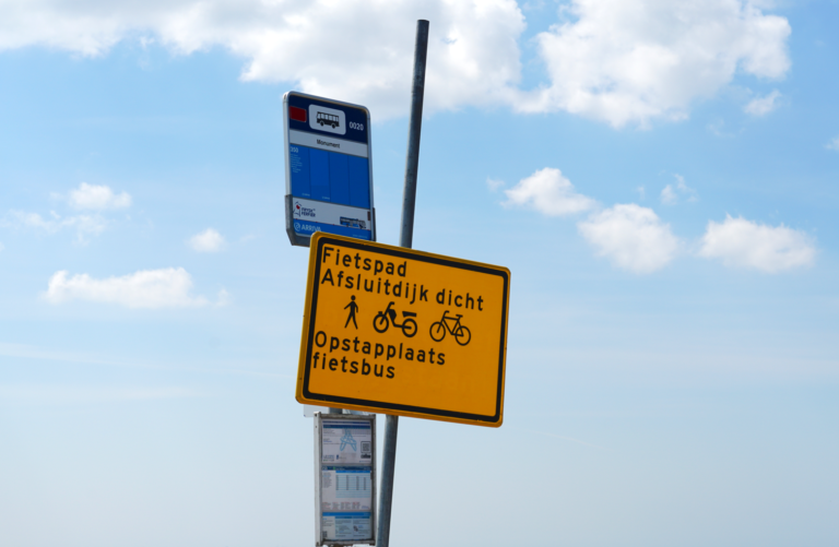 Oproep tot sneller openen Afsluitdijk voor fietsers en wandelaars